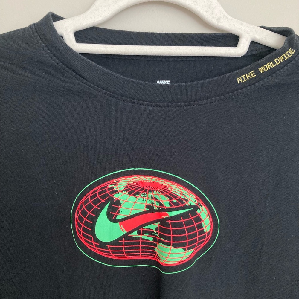 Nike Black T-Shirt with Graphic Logo